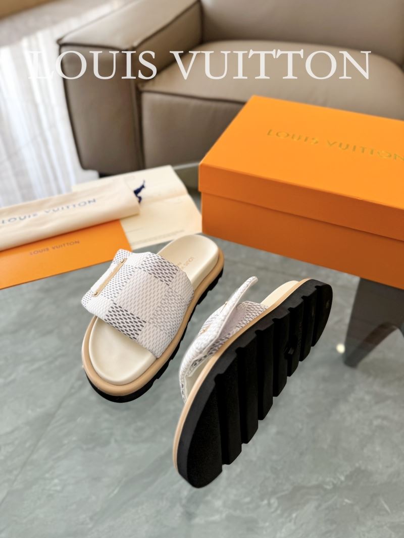 Louis Vuitton Slippers